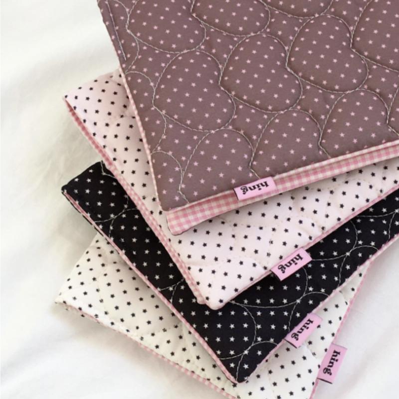 Okładka na książkę w kratkę, f – Notebook Dotted A5 recenzja i cena